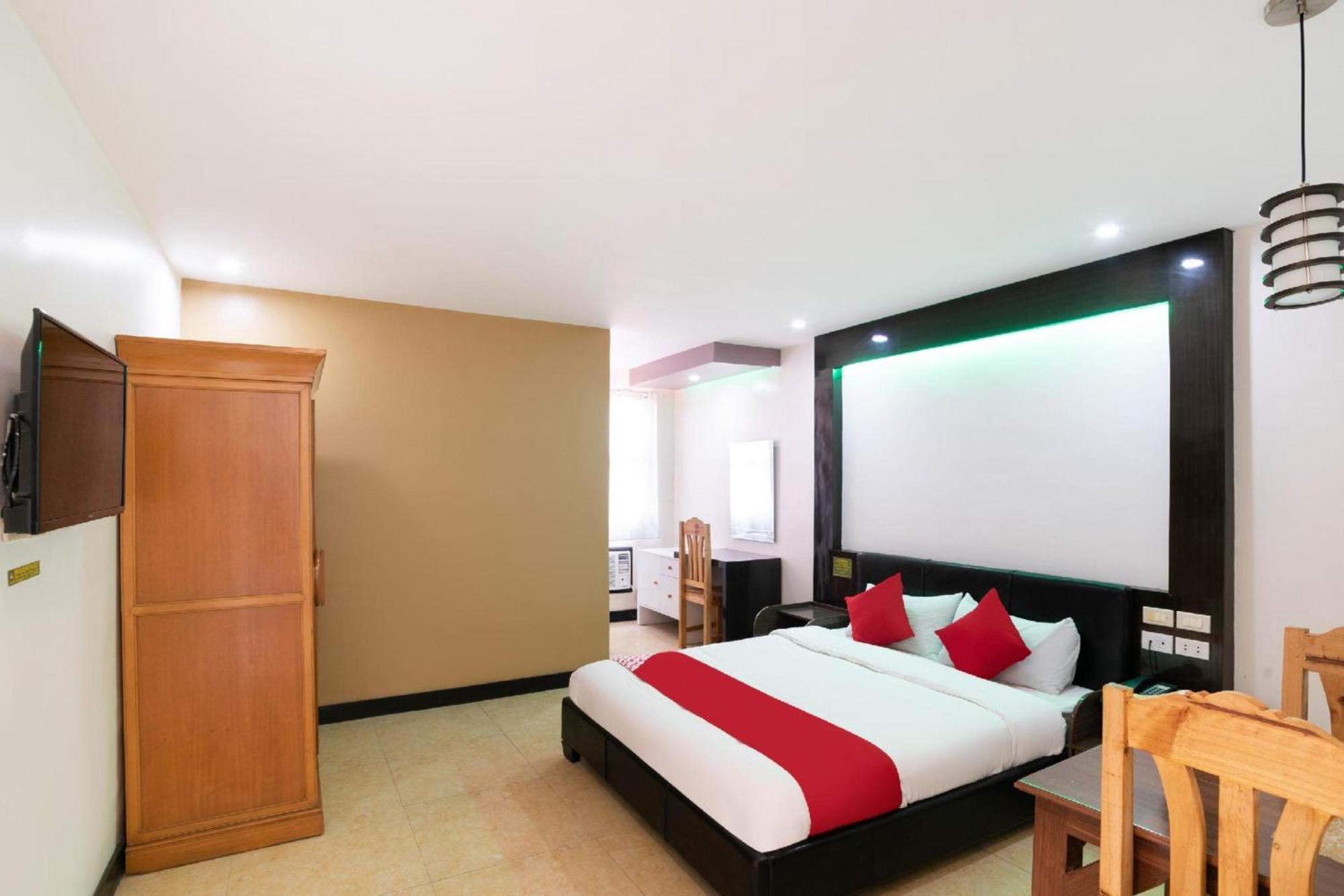 Oyo 195 Ranchotel - Binan Экстерьер фото